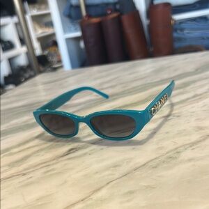 Chic Teal Sunglasses